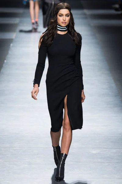 Look 35
